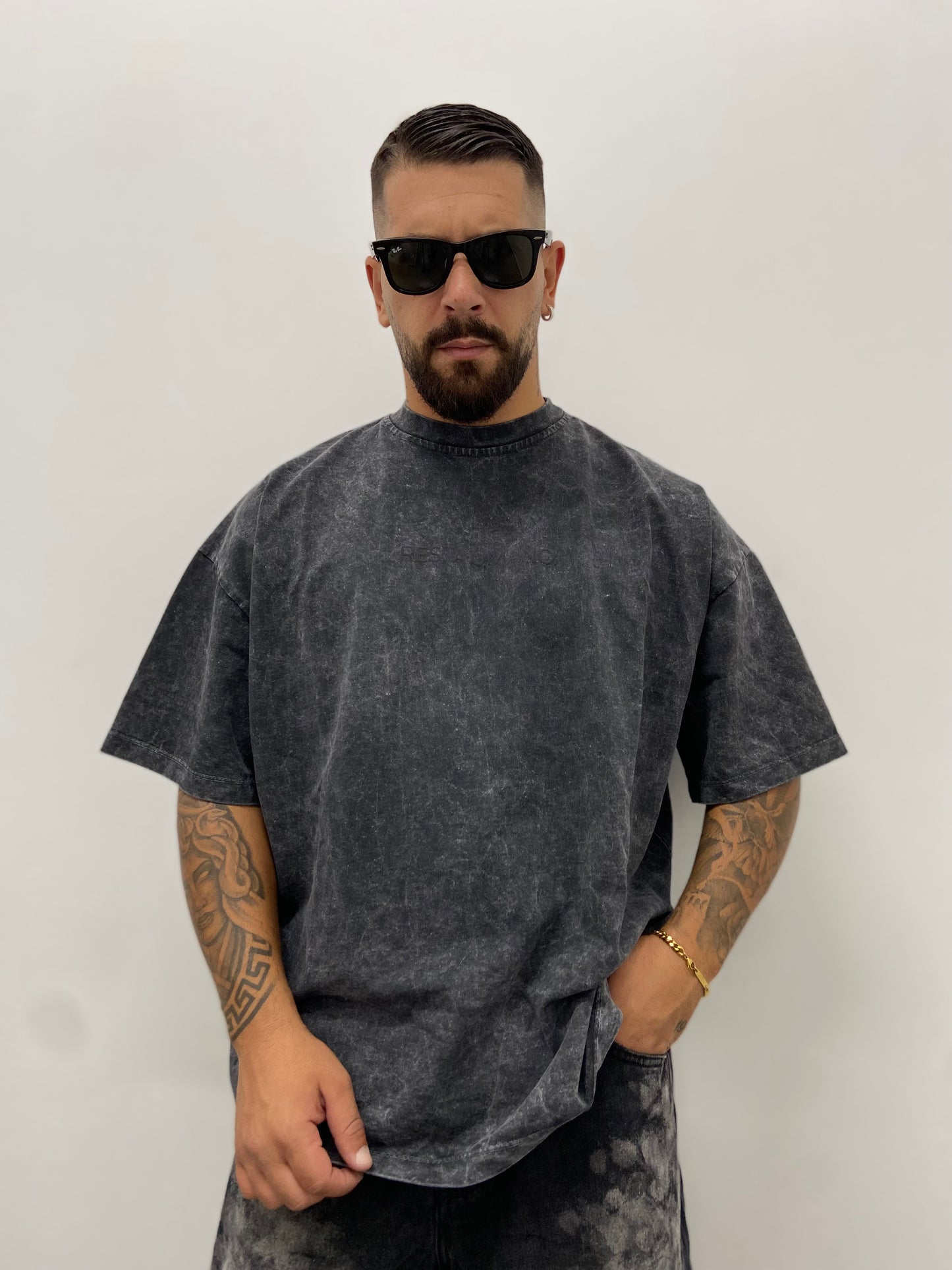 T-Shirt "RESTA UMANO" Bunker