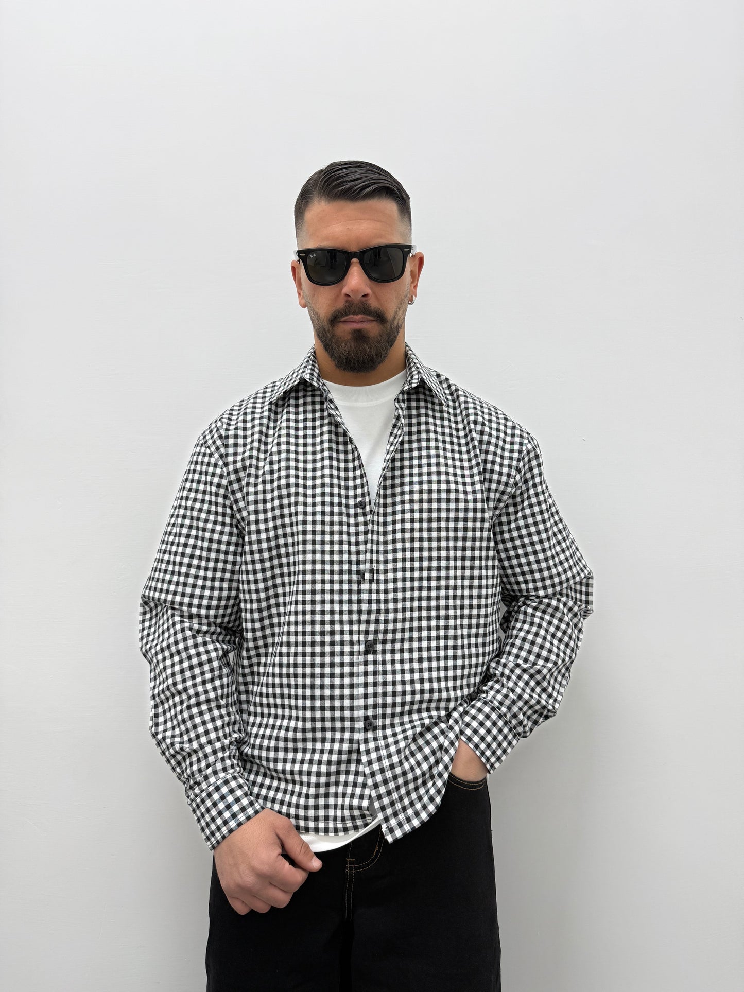 Camicia "RESOLVED"